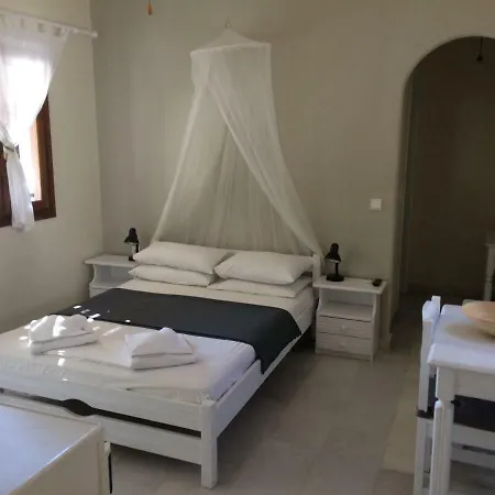 Studios Apartment