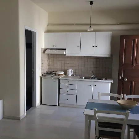 Apartment Studios *