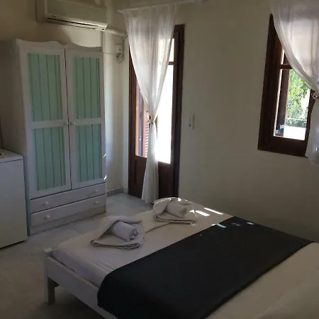 Apartment Studios